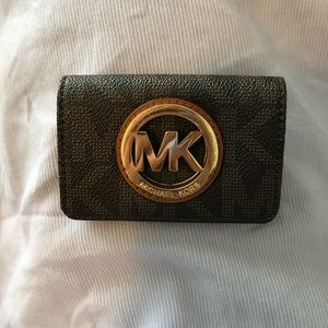 Michael Kors Tiny Wallet